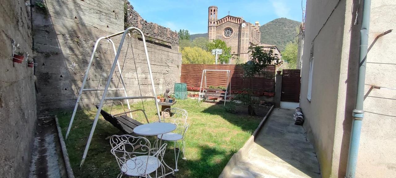 Apartament Volca Aiguanegra Sant Joan les Fonts Bagian luar foto